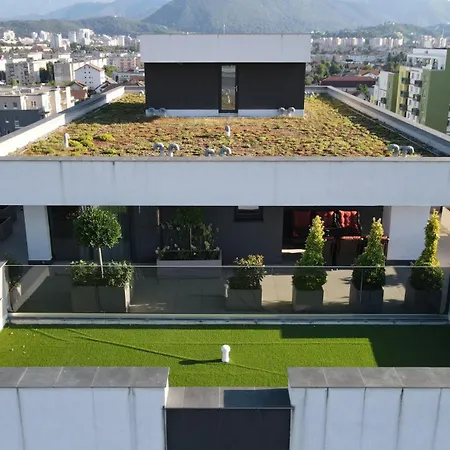 Mohost Valcom - Skyline Penthouse Escape 公寓 *