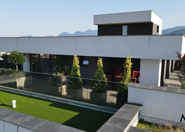 Mohost Valcom - Skyline Penthouse Escape Μπρασόβ