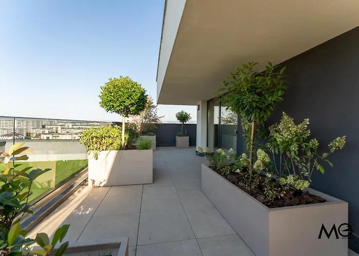 Apartman Mohost Valcom - Skyline Penthouse Escape *