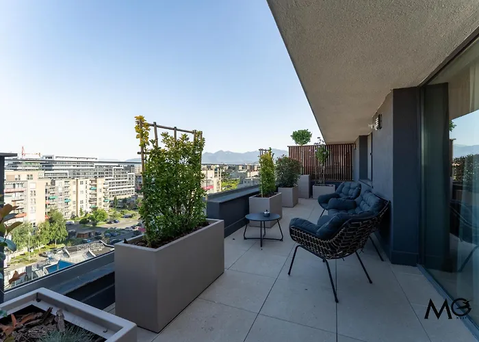 Mohost Valcom - Skyline Penthouse Escape * Μπρασόβ